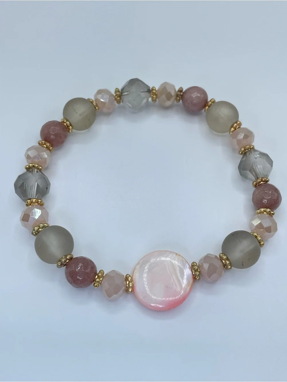 Gold Tone Quartz Mother of Pearl Crystal Glass Beaded Stretch Bracelet Pink
